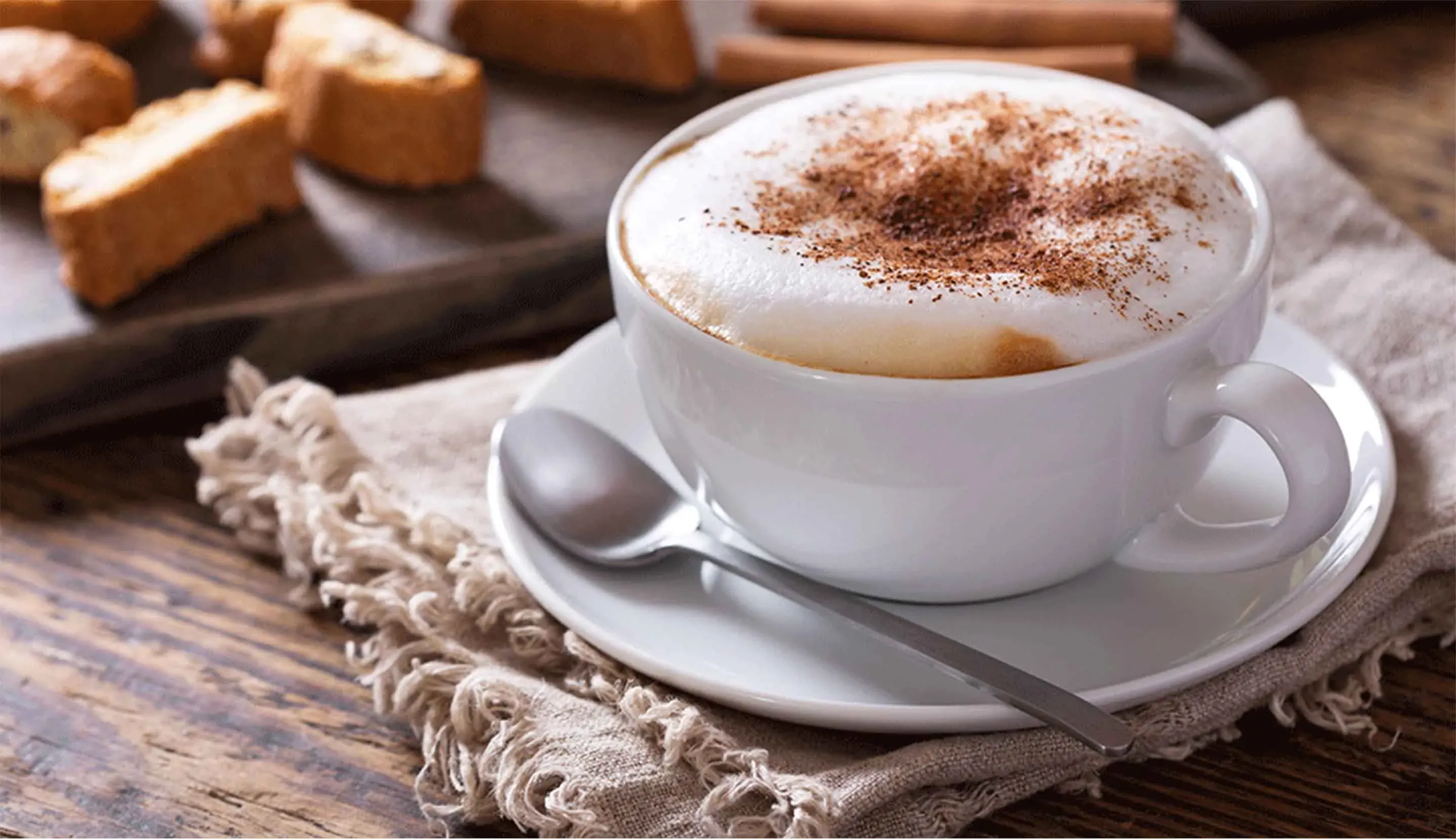 Sama-sama-Berbahan-Dasar-Susu,-Apa-Perbedaan-Cappuccino-dan-Latte_hero.jpg.webp