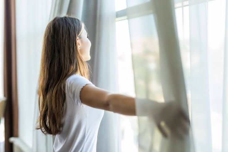Tips_Menjaga_Udara_dalam_Rumah_Tetap_Bersih_dan_Sehat_dengan_Disinfektan_Spray.jpg