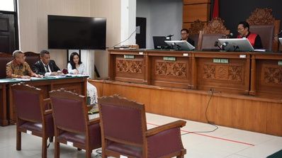 antarafoto-sidang-perdana-gugatan-praperadilan-nadiem-makarim-1759511657_ratio-16x9.jpg