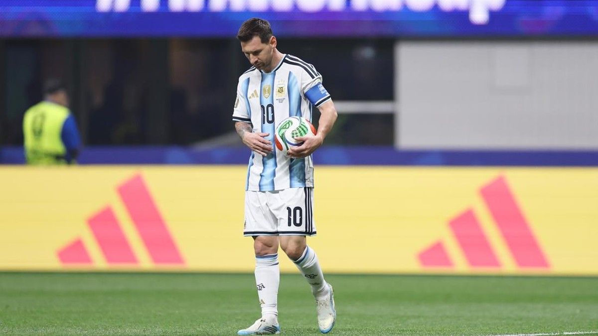 lionel-messimessitimnas-argentinaargentina-vs-mesirpiala-dunia-2026juara-bola-dunia-2026-1783723911770_169.jpeg